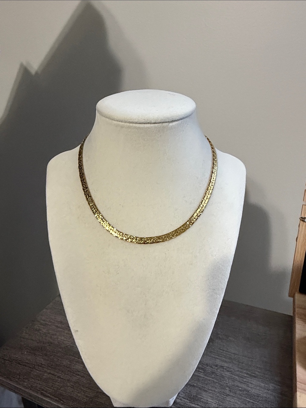 Gold plated stainless steel detailed herringbone choker chain necklace